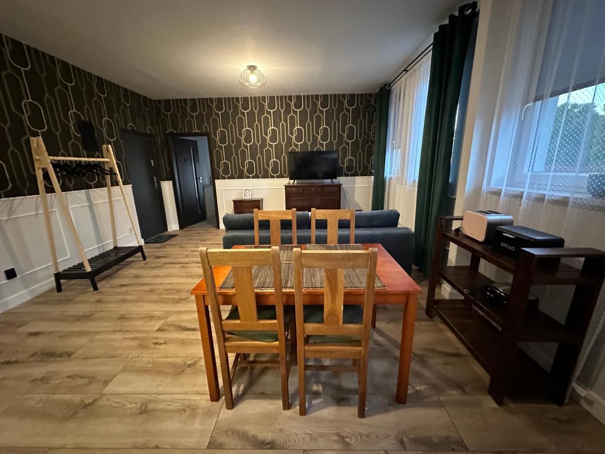 Ferienwohnung Apartament Oksford 1 Okszow Exterior foto